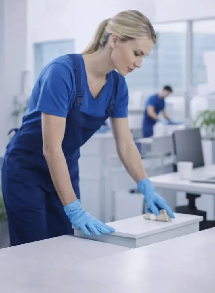 Cleanyx Reinigungskraft Foto